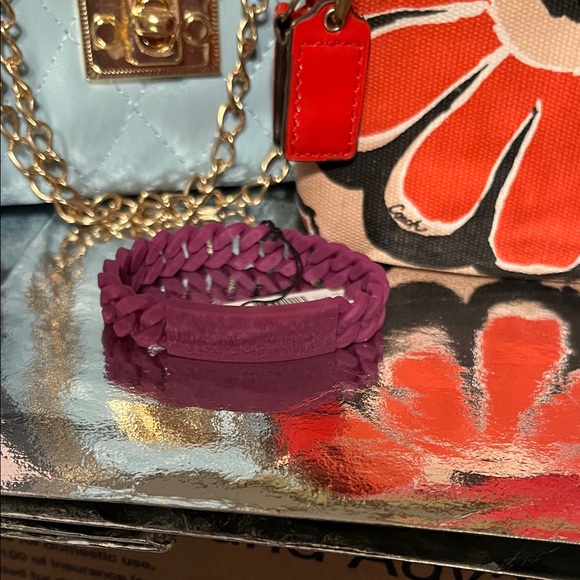 Blue Quilted Chain Bag EUC Coach Wristlet with NWT Marc Jacob & Jeffree Star Set - Picture 3 of 16